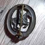 Deutsche Reiterabzeichen in Bronze - Lauer, Nünberg - Image 2