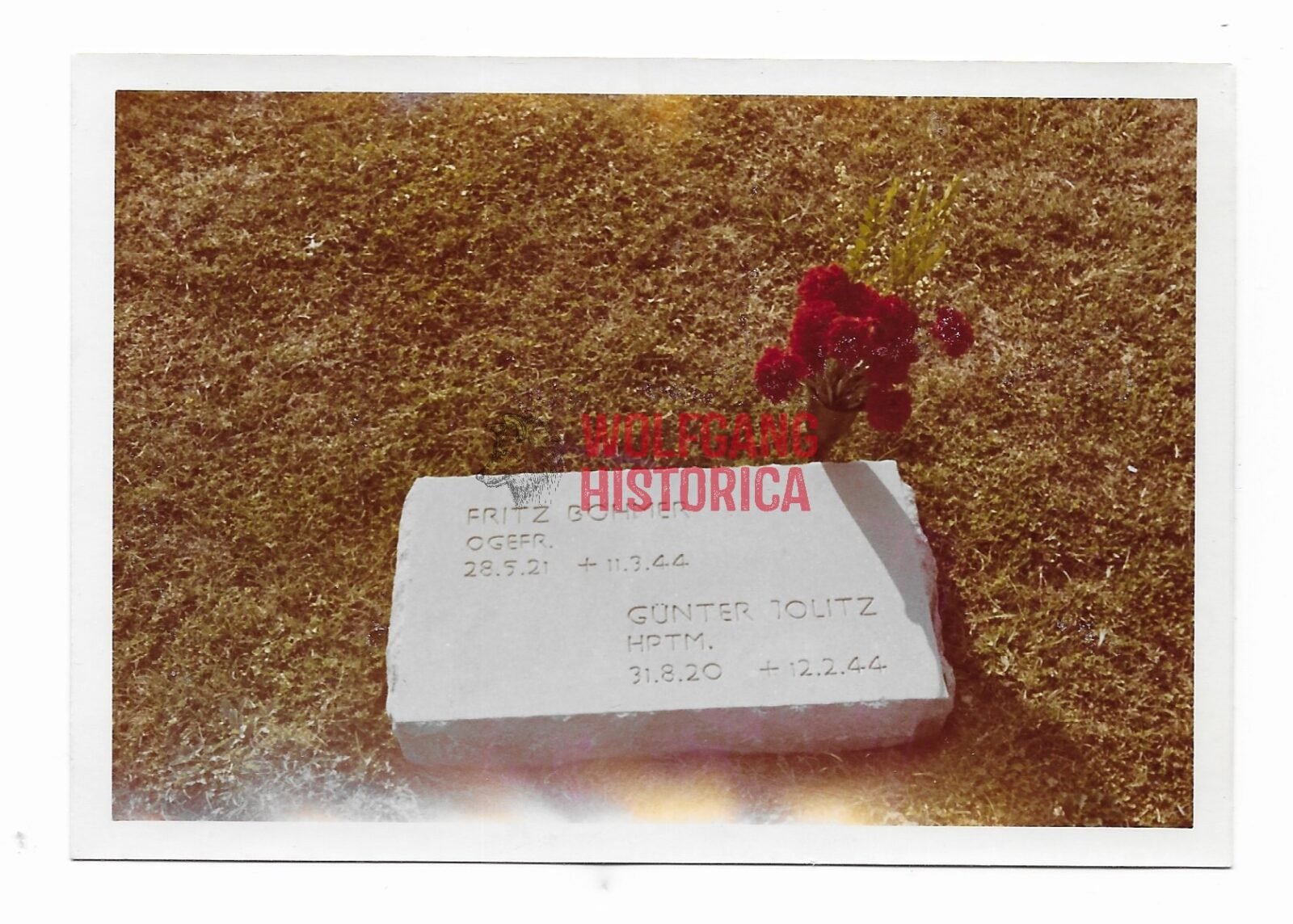 F320 - RK Grab - 1 Postwar Photograph of Grave Günter Jolitz (Ritterkreuz) - Image 1