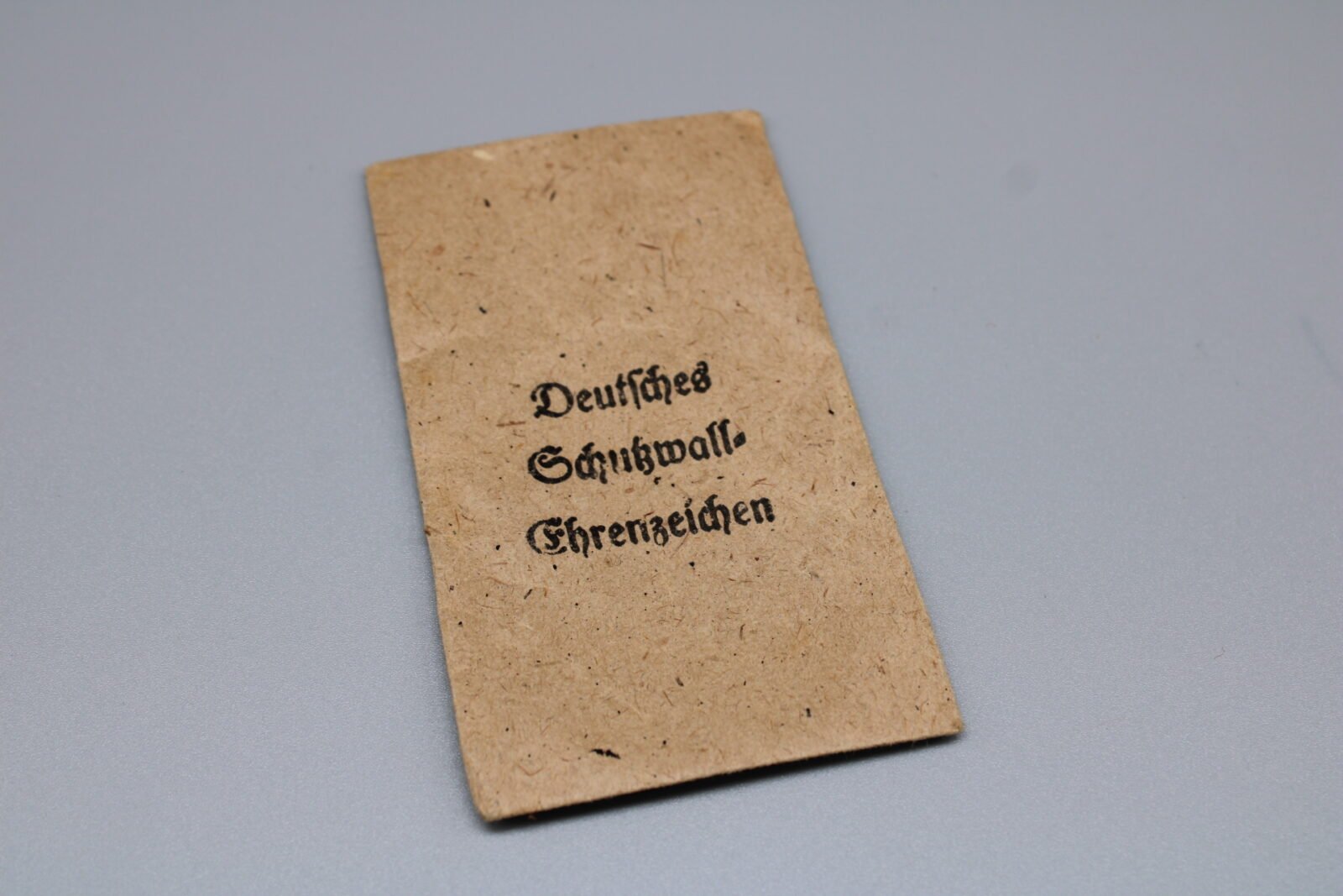 IMG_2083 Schutzwall-Ehrenzeichen Award Pouch - Image 1