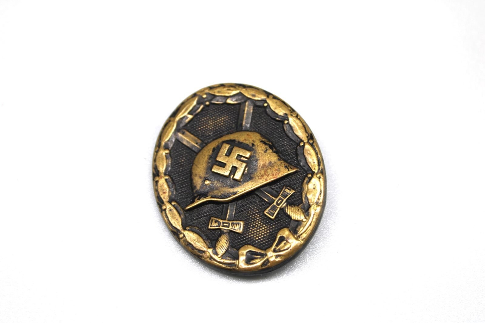 IMG_2170 Verwundetenabzeichen in Schwarz - "107" Carl Wild - Image 1