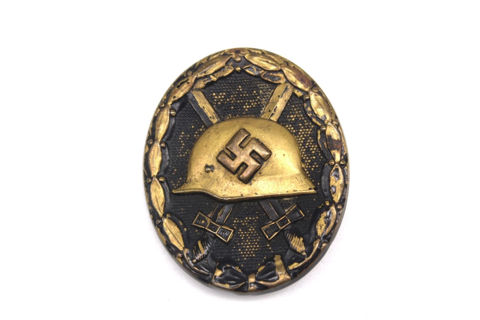IMG_3653 Verwundetenabzeichen in Schwarz - Unmarked - Image 1