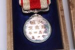 Taisho Enthronement Commemorative Medal (Cased) - Image 4