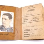 Geb.Beo.Abt.18 Soldbuch (2x Awards & own Trommelrevolver)