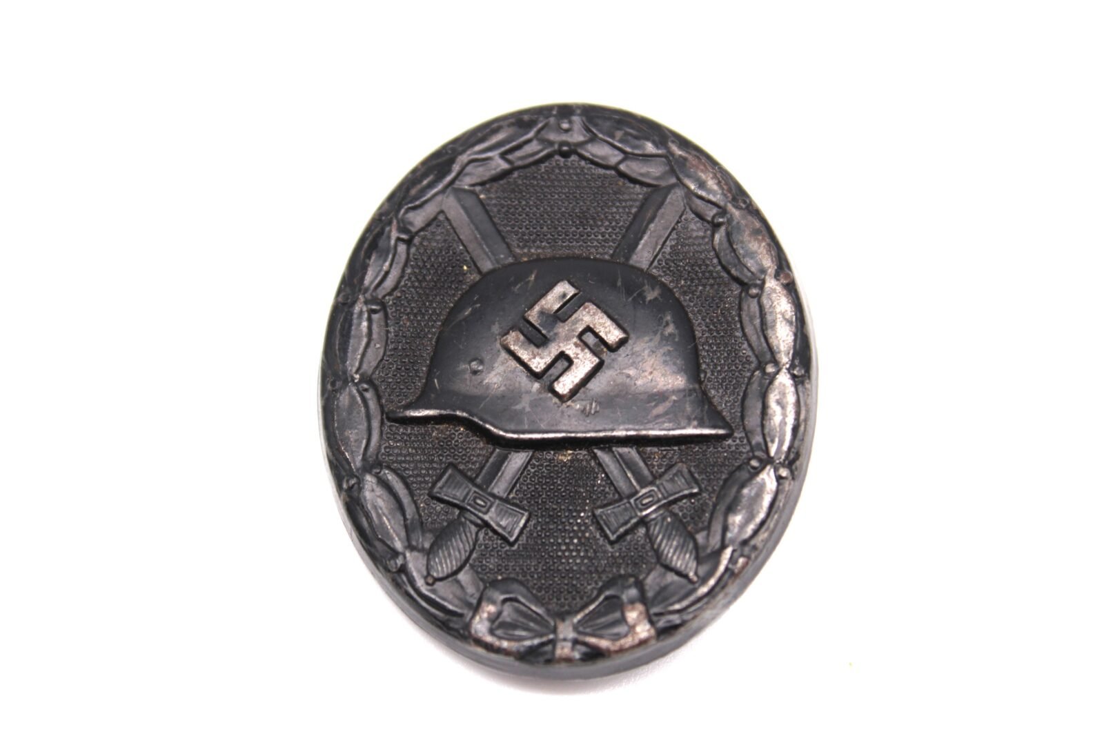 IMG_6322 Verwundetenabzeichen in Schwarz (Unmarked) - Image 1