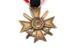 Kriegsverdienstkreuz 2. Klasse mit Schwertern – “87” Firma Roman Palme