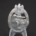 Panzerkampfabzeichen in Silber (Otto Schickle, hollow)