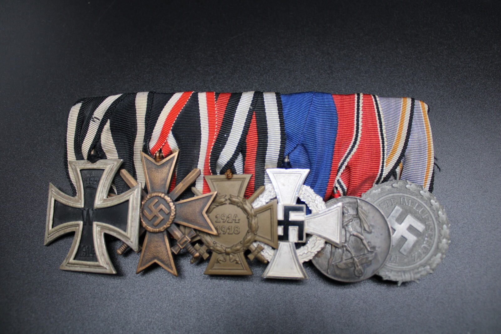 IMG_7438 TOP 6x Medalbar (EK2 14 AWS Juncker Frame!) - Image 1