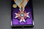 Order of the Sacred Treasure 5th Class (Cased) - Image 3