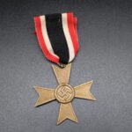 Kriegsverdienstkreuz 2. Klasse ohne Schwerter - Marked "50" Karl Gschiermeister, Wien