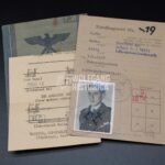 Dienstausweis & Wehrpass of a Luftwaffe-Flakhelfer (Flakscheinwerfer-Abteilung 499)