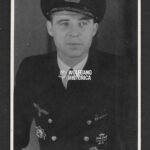 Portrait of Korvettenkapitän Claus-Henning von Grumbkow wearing Deutsches Kreuz in Gold (Signed!)