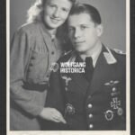 Portrait of Luftwaffe Oberfeldwebel wearing Deutsches Kreuz in Gold