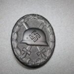 Verwundetenabzeichen in Schwarz - Deschler & Sohn, München - Übergröße (!)