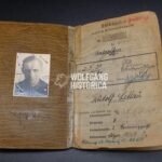 Soldbuch Panzer Soldier in "Festung St. Nazaire" (EK2 in February 1945!)(Panzer Photo!)