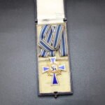 Mutterkreuz in Gold - Mother’s Cross in Gold (Wilhelm Deumer + Cased)