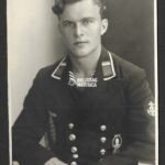 Studioportrait Kriegsmarine Sailor with Awards (Minensucher)