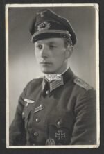 Studioportrait Wehrmacht Officer with Awards (EK1, ASA)