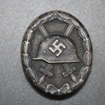 Verwundetenabzeichen in Schwarz – "81" Overhoff & Cie