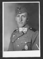 Studioportrait Wehrmacht Soldier wearing ASA & VWA