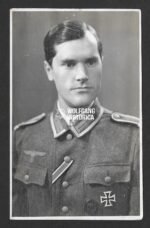 Studioportrait Wehrmacht NCO wearing EK1 & VWA