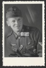 Studioportrait Wehrmacht Soldier wearing ISA & VWA