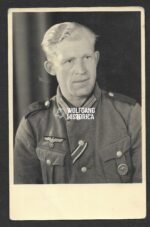 Studioportrait Wehrmacht Soldier wearing VWA