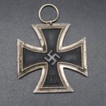 Eisernes Kreuz 2. Klasse (Unmarked Julius Maurer)