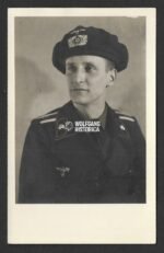 Studioportrait of Panzer Unteroffizier - Panzer-Regiment 5