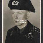 Studioportrait of Panzer soldier - Panzer-Regiment 5