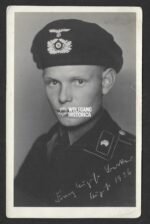 Studioportrait of Panzer soldier - Panzer-Regiment 5