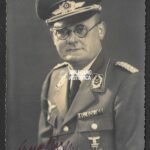 Studioportrait of Luftwaffe Oberst wearing Spange zum EK1, EK1 and Flakkampfabzeichen