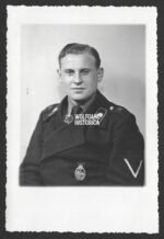 Studioportrait of Panzer soldier wearing Panzerkampfabzeichen in Silber & Shoulderboards "A"