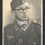 Studioportrait of Soldier wearing freshly awarded EK2