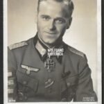 Postcard of Major Erich Löffler - 4x Panzervernichtungsabzeichen!
