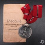 Winterschlacht im Osten 1942/42 – Winter War Medal + Pouch