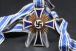 Mutterkreuz in Bronze – Mother’s Cross in Bronze