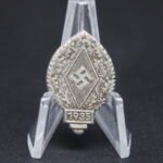 Hitlerjugend Siegernadel der Reichssportwettkämpfe 1935