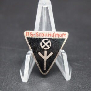 N.S.-Frauenschaft Membership's Badge (M1/128)