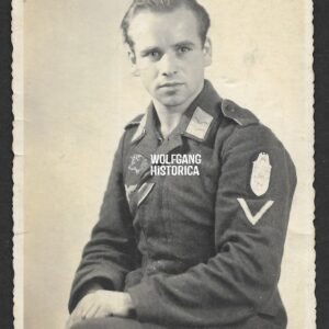 Studioportrait of Luftwaffe soldier wearing the Cholm shield!