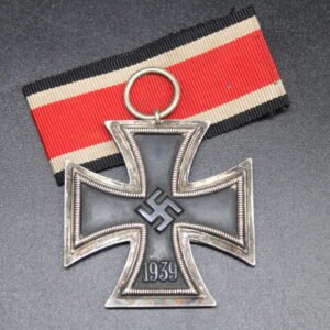 Eisernes Kreuz 2. Klasse (Unmarked Julius Maurer)