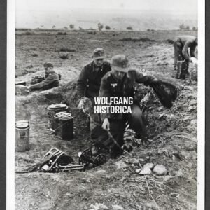 German Press Photo – "Grossdeutschland" Signal Troops Repairing Communication Lines, March 1944