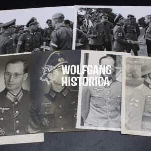 6x Original Photolot: Officer with DKIG and 2x Panzervernichtungsabzeichen!