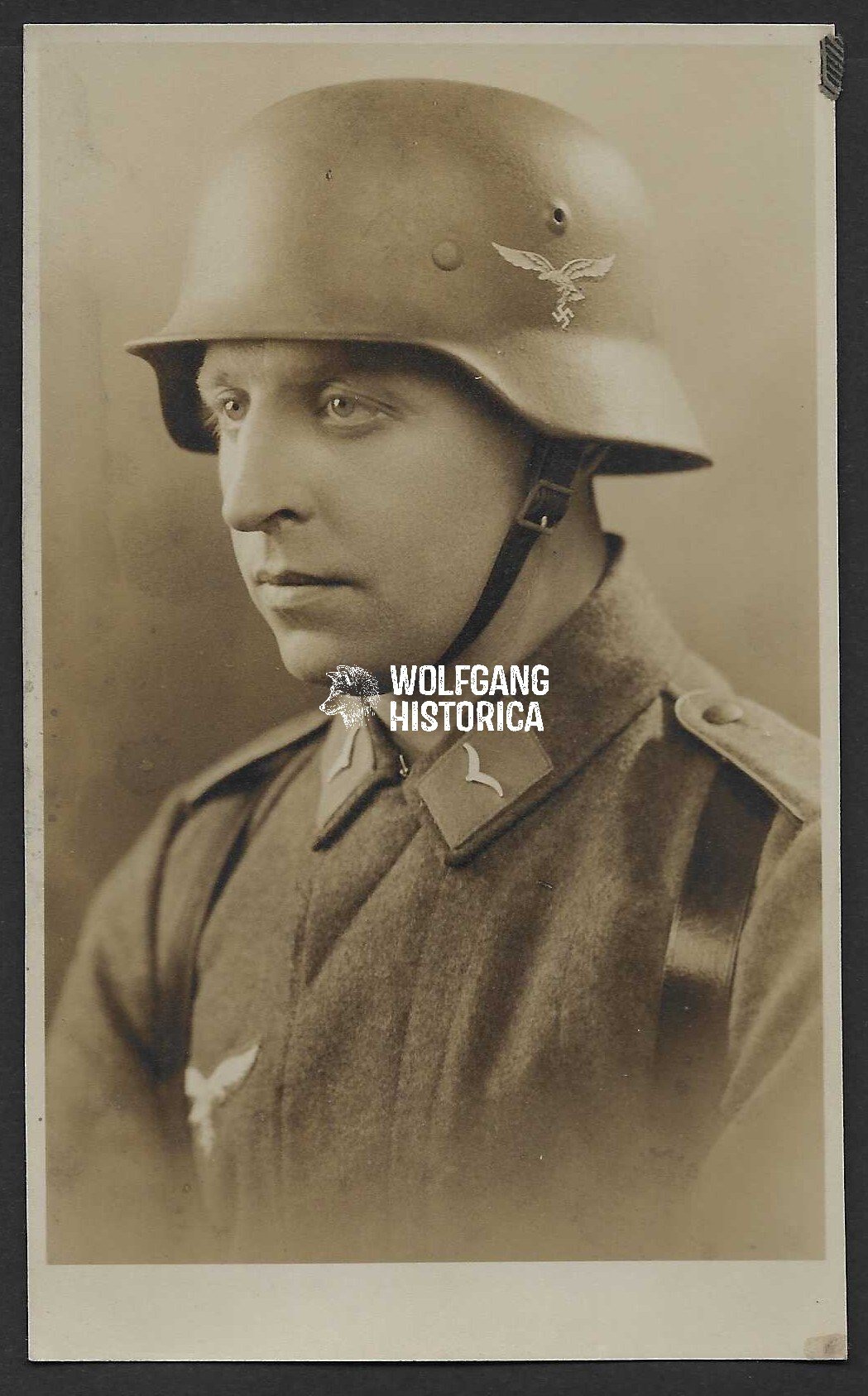 Foto_2025-12-26_115454 Studioportrait Luftwaffe Soldier wearing helmet (with decal) - Image 1