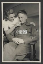 Portrait of Soldier with Stug-wrapper & Artillery Gunner Sleeve Badge!