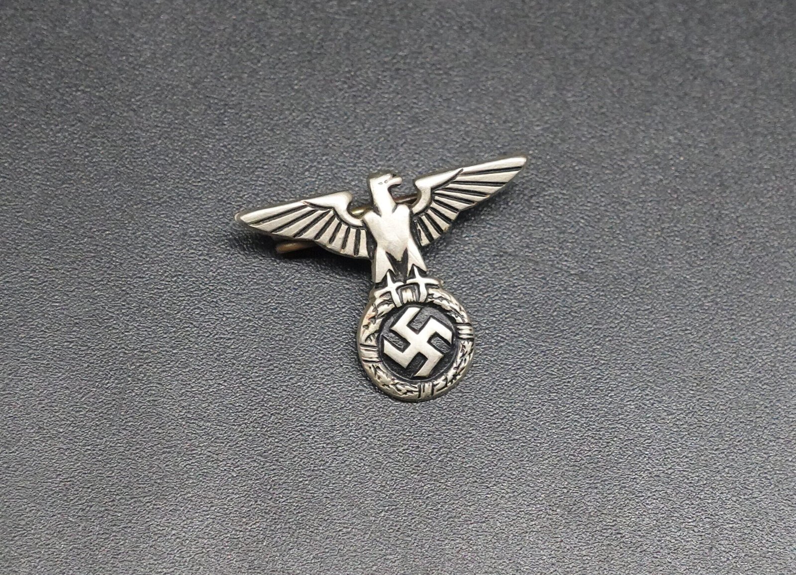 DSC09714 NSDAP (Political Party) Civil Pin (Asmann) - Image 1