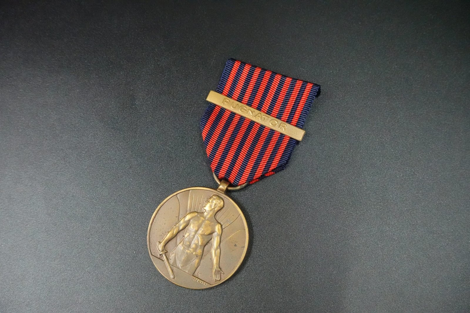 DSC09984 Belgian War Volunteer Combatant Medal 1940–1945 (Medaille v.d. Strijdende Oorlogsvrijwilliger) - Image 1