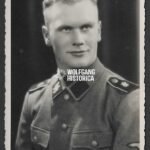 Studioportrait of "LAH" Soldier - LAH Shoulderboards & Badges worn!