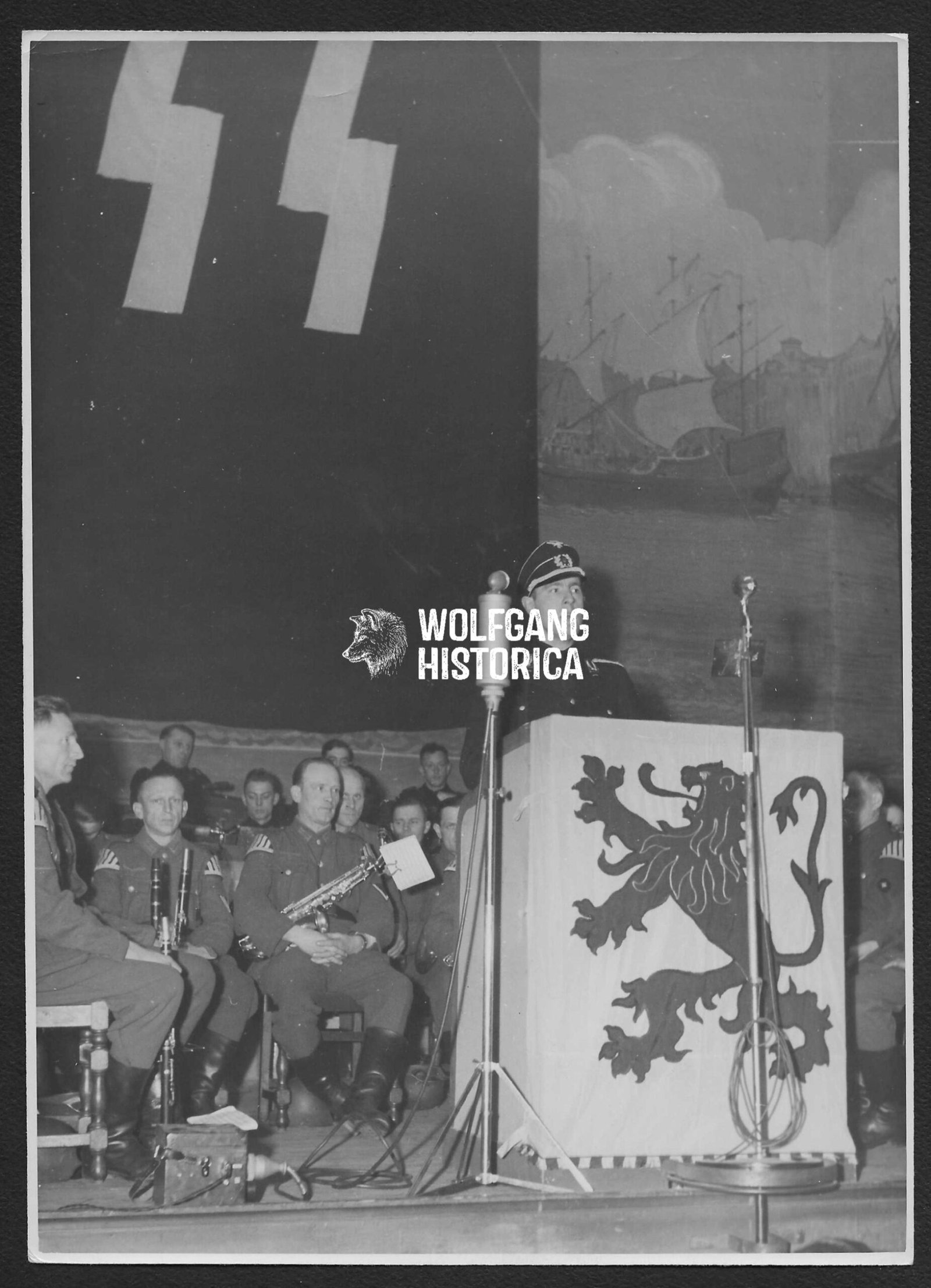 Foto_2026-03-31_110015 Press Photo Flemish Collaboration: SS Flag - VNV Leader Speaking - Image 1