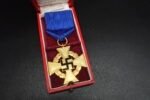 Treudienst-Ehrenzeichen für 40 Jahre – Cased Example by Deschler & Sohn