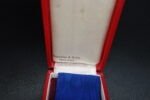 Treudienst-Ehrenzeichen für 40 Jahre – Cased Example by Deschler & Sohn - Image 3